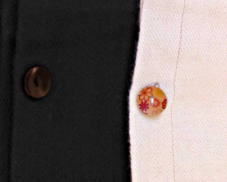 Negro y blanco crudo, detalle